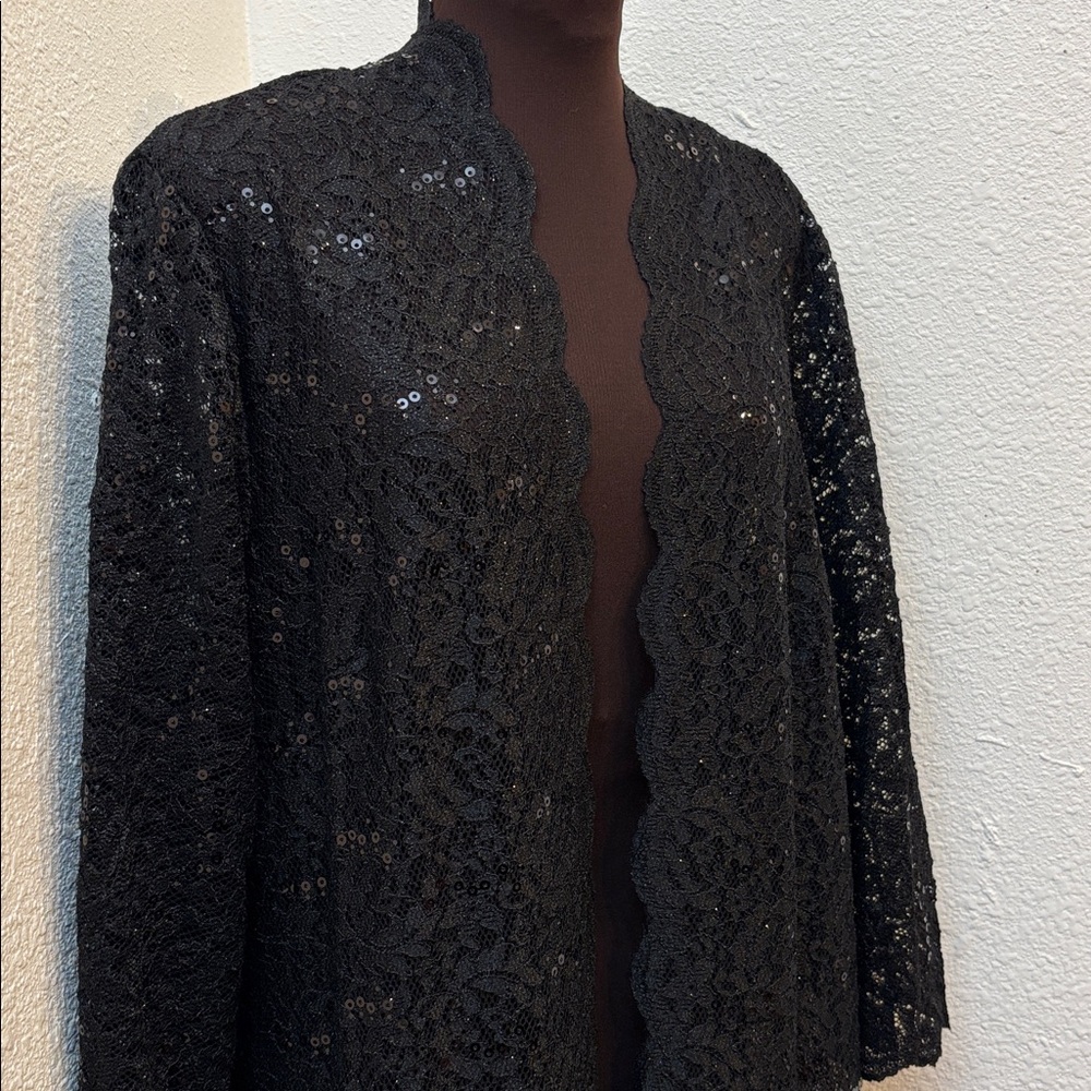 Vintage R&M Richards black lace floral long sleeve open jacket. Size 16W.